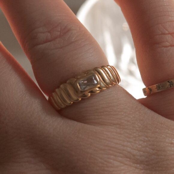 LUV AJ Le Signe Gold Croissant Ring | Size 5, 6, 7 or 8 - Picture 2 of 2